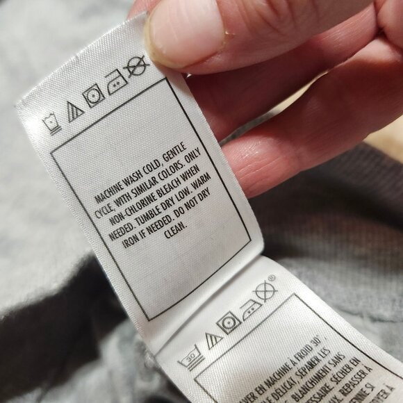 Disney World Women's XL Minnie Mouse 4 Park Graphic Sweatshirt Cropped Grey - Picture 5 of 6